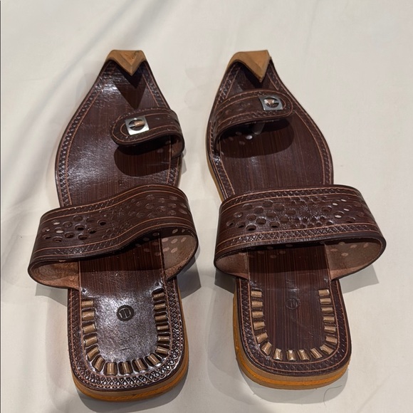 Brown Leather Sandals with Wide Strap and Square Toe - Picture 2 of 7